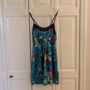 Floral blue beachy dress size M